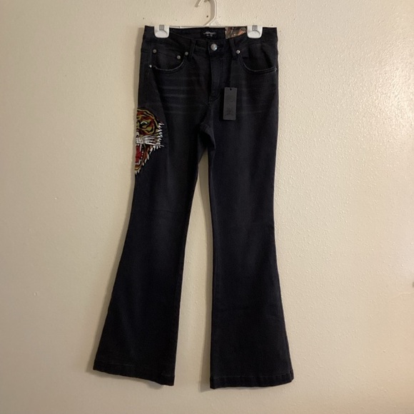 NWT Ed Hardly Women’s Denim Tiger’s Head Embroidered Jeans Size 30 - Picture 1 of 8